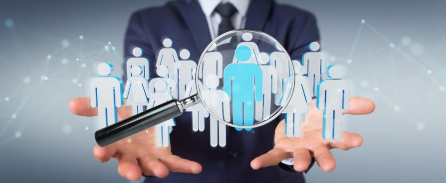 Набират персонал за летния сезон, по-добри ли ще са заплатите?  