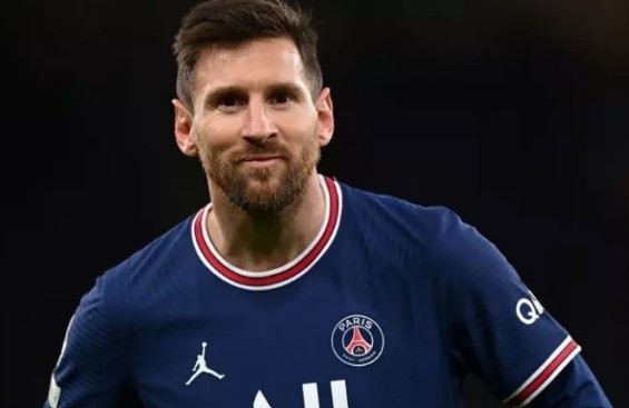 Меси подписва нов договор с ПСЖ