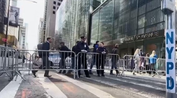 Засилени мерки за сигурност в Ню Йорк след пристигането на Тръмп