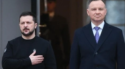 Зеленски пристигна в Полша, довечера ще държи реч в двора на Кралския дворец във Варшава