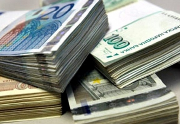 Колко похарчиха партиите за реклама по време на кампанията?