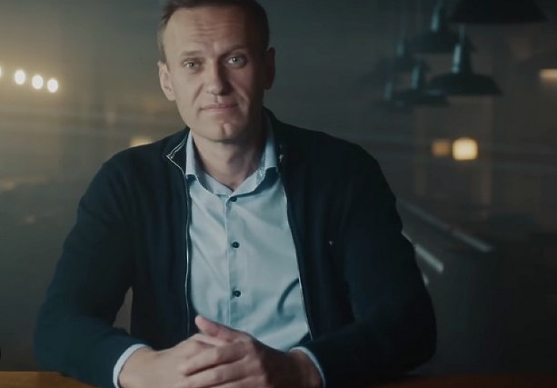 Навални страда от неизвестно заболяване, подозират бавно отравяне