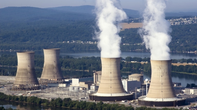 Германия слага край на атомната си енергетика