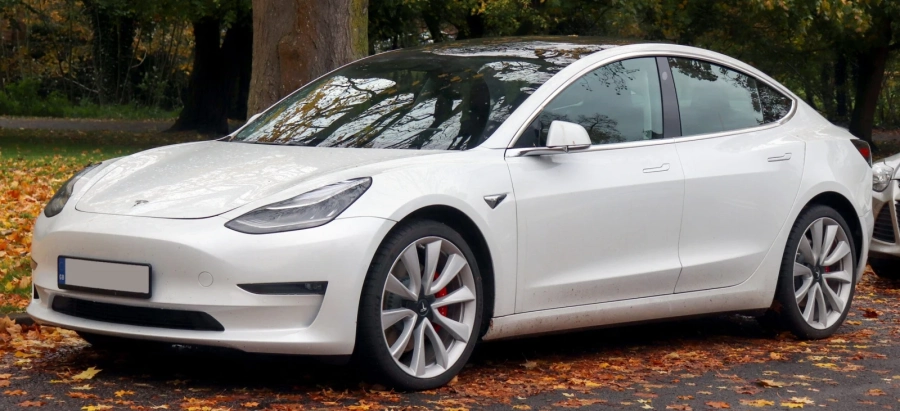Auto News: Tesla свали цените и в Европа