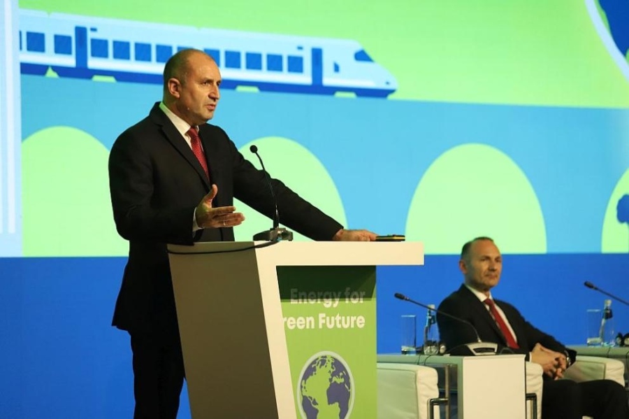 Радев: Енергетиката ни преди 7 месеца беше без газови доставки, без договори, без интерконектор