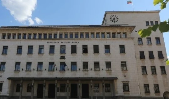 БНБ затяга кредитирането