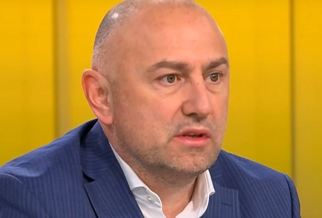 Любомир Каримански: В години, в които трябва да имаме икономически растеж, академик премиер е несериозно