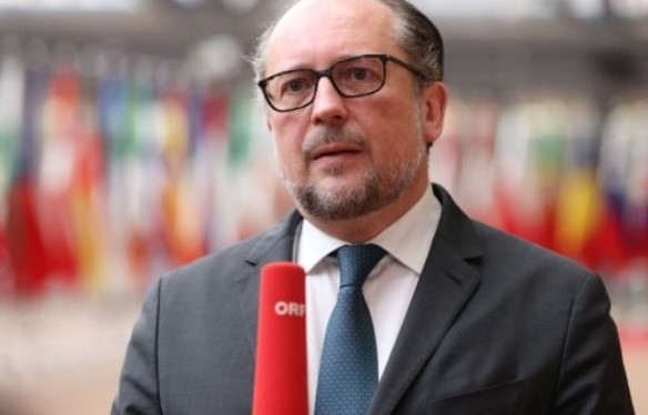 Австрия не се отказва от ветото за Шенген - чака спад на бежанците