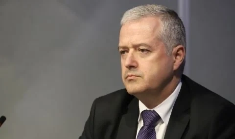 Радев назначи Иван Кондов за нов служебен външен министър