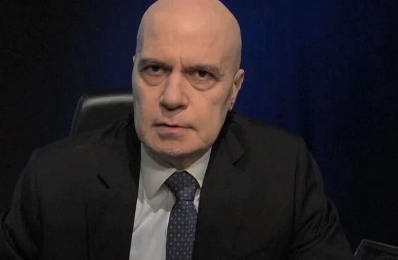 Слави Трифонов обжалва запора за 40 хил. лв. по делото, заведено от Лена Бориславова