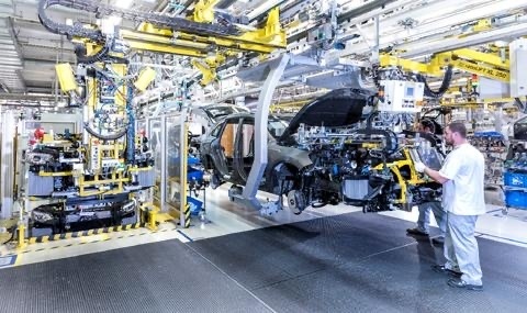 Сериозни чистки във VW Group заради софтуерни проблеми