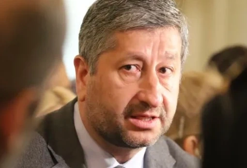 Христо Иванов: Силна заявка е искането на Мария Габриел за остраняването на Иван Гешев