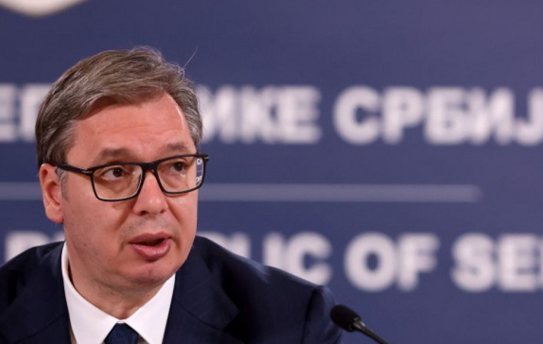 Вучич обеща предсрочни избори и оставка като лидер на управляващите