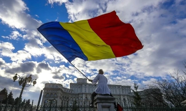 Румъния задлъжнява все повече