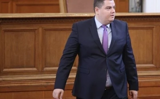 ГЕРБ и ПП-ДБ избраха Стою Стоев за председател на правната комисия 