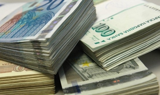 Все повече българи взимат кредити над 500 хил. лева