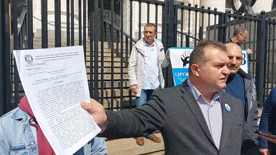 БОЕЦ: Прокурор, отказал да разследва Пеевски, проверява Гешев