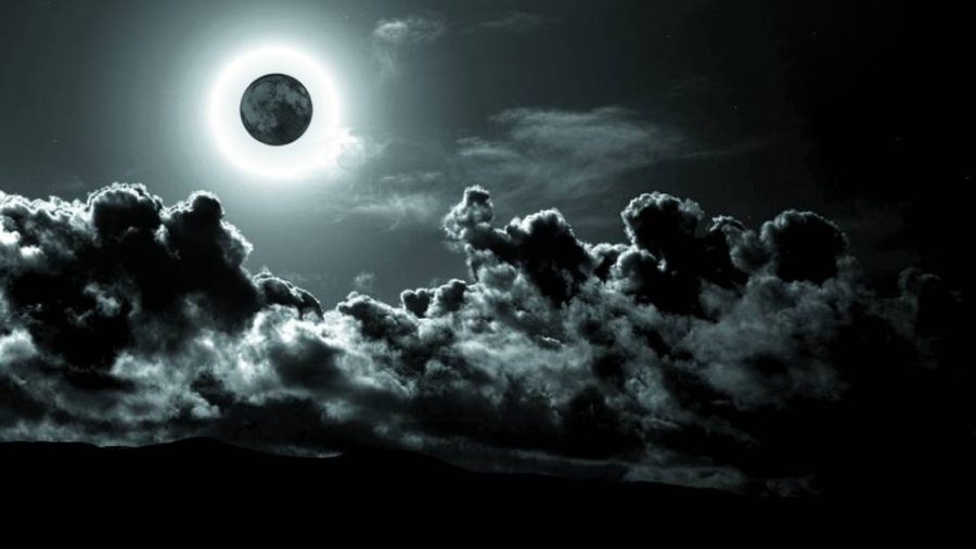 Черната Луна носи голям късмет на 4 зодии  