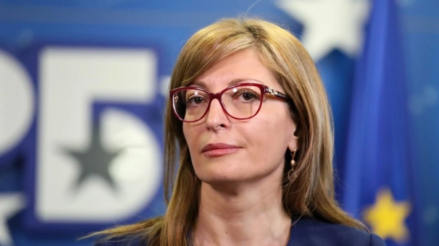 Захариева с оценка: Шансове за кабинети със следващи мандати е много малък