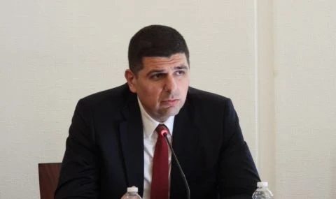 Ивайло Мирчев: Възраждане мирно изкопа дъното