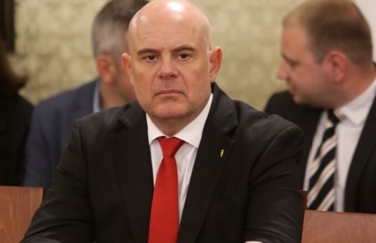 Второ предложение за освобождаването на Гешев е внесено във ВСС