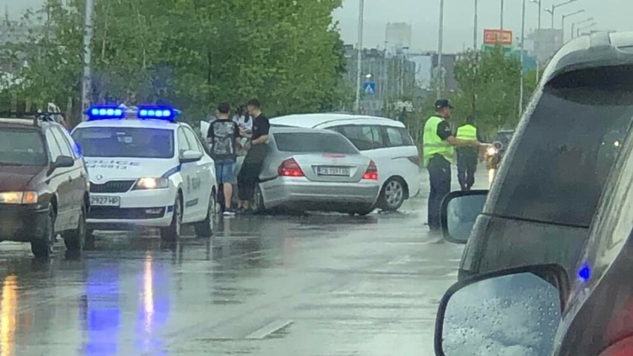 7 ранени при тежка катастрофа в София 