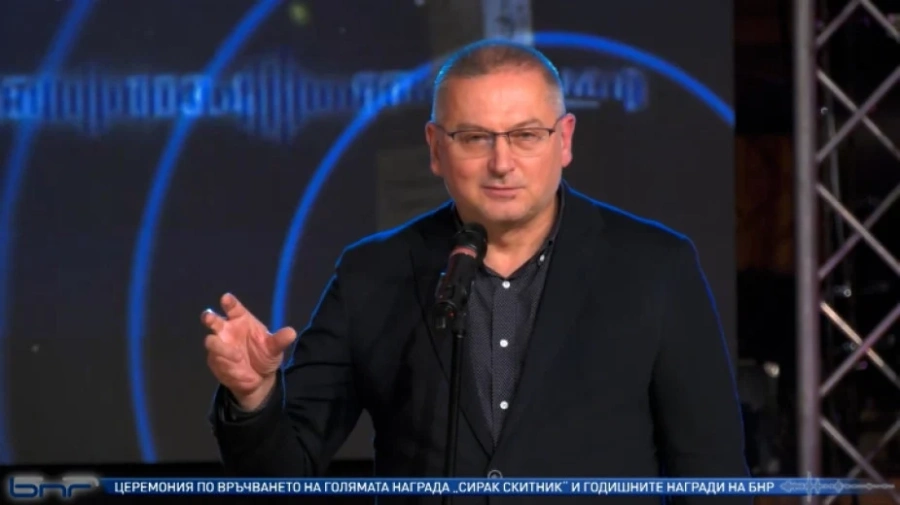 Георги Господинов: Моята първа Европа беше едно старо дървено радио