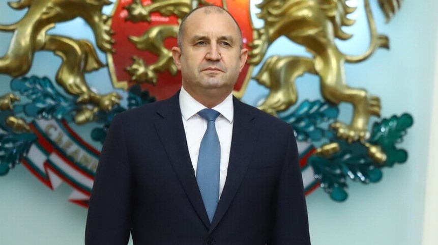 Президентът връчва втория мандат утре в 17.00 ч.