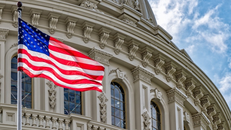 Сенатът на САЩ одобри повишаването на тавана на държавния дълг
