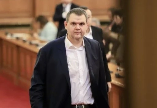 Втора лидерска среща за бъдещите мнозинства. Пеевски отново е главно действащо лице