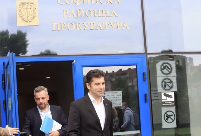 Кирил Петков: Ще се откажа от имунитета си след съставянето на специална комисия в НС