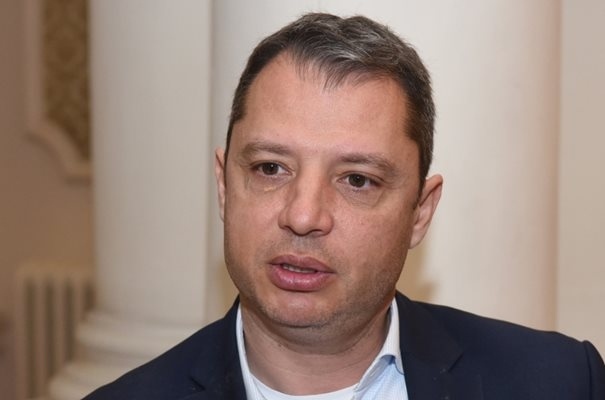 Делян Добрев (ГЕРБ): Гласувах против правителството, ще следя за всяка една негова стъпка