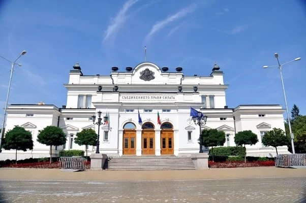 Депутатите обсъждат прехвърляне на акции на Пловдивския панаир