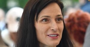 Мария Габриел: Подкрепа за Украйна ще даде възможност за участие във възстановяването ѝ