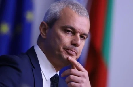 Поход до централата на партия Възраждане: Фашизмът не е патриотизъм