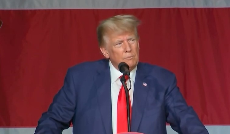 На Доналд Тръмп ще бъдат повдигнати 37 федерални обвинения