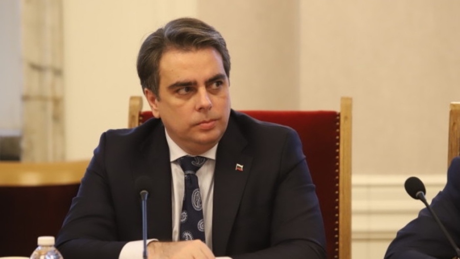 Асен Василев: Виолета Лорер оттегли кандидатурата си за ЕИБ