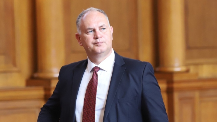 Георги Кадиев: Промяната в Конституцията ще обслужва интересите на Пеевски