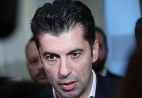 Кирил Петков подкрепи ветото на Радев за изваждането на НСлС от прокуратурата