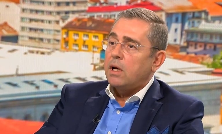 Праматарски: Кукловодите на прехода са Александър Лилов, Андрей Луканов и Петър Младенов