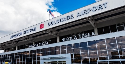 Сигнал за бомба на летището в Белград