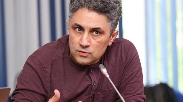 Асен Генов: Сценариите за Русия в момента са два и всички са лоши