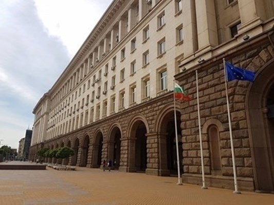 Премиерът Денков свика съвещание във връзка с изострената ситуация в Русия