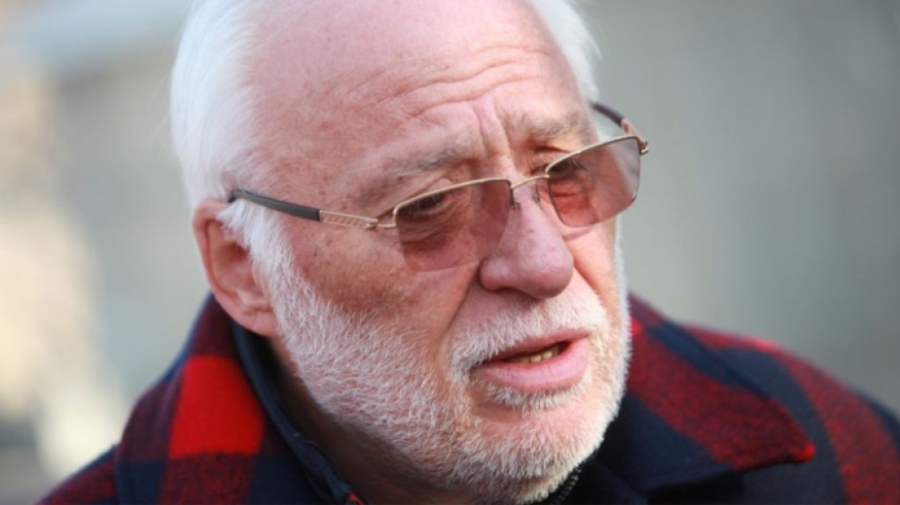 Пожар в склад за военни материали на Емилиян Гебрев е предизвикал взривовете край Карнобат