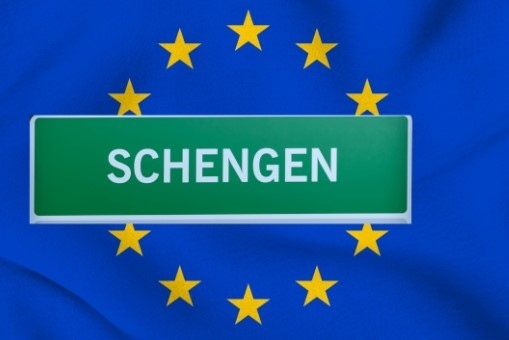 Евродепутати призовават Съвета да одобри приемането на България и Румъния в Шенген