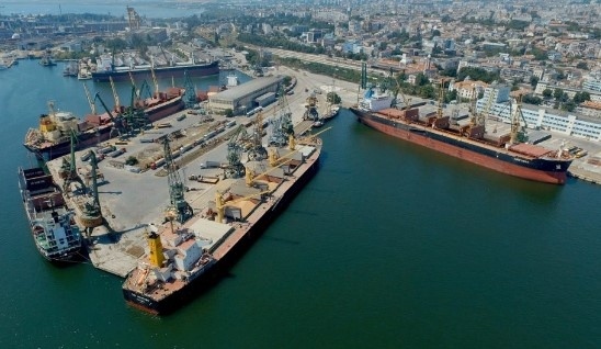 Двама моряци загинаха на борда на кораб край Варна