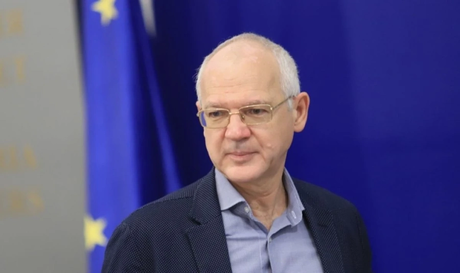 Васил Велев: Тласкат икономиката ни към сивия сектор