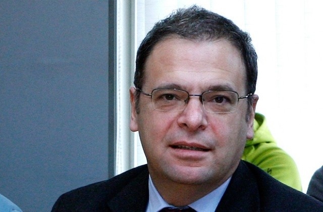 Екоминистърът предлага държавен фонд да изкупува частна земя, в която има дюни или е в парк