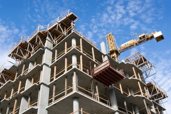 Инвеститори искат инфлационна такса за довършване на жилища, купени на зелено