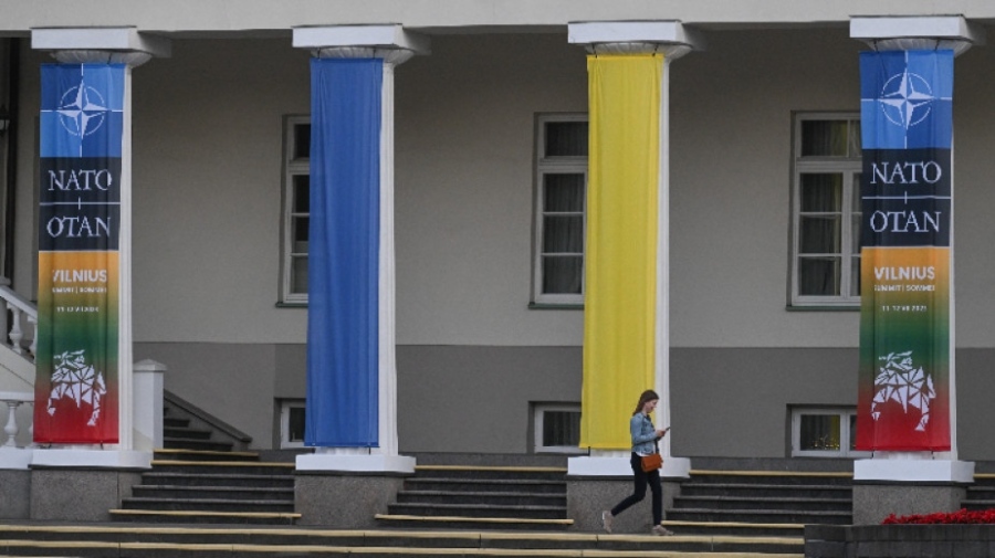 Лидерите на страните от НАТО обсъждат във Вилнюс присъединяването на Украйна